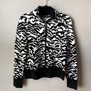 Jones New York Signature Black and White Print Zip Jacket